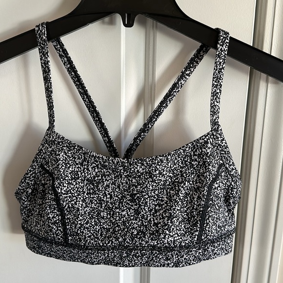 lululemon athletica Other - Lululemon Sports Bra